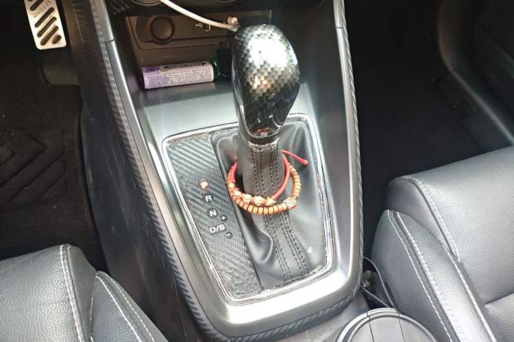 Used MG ZS 2018 1.5L Automatic Luxury Edition China V Standard Gear Lever