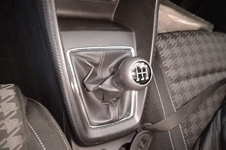 Used MG ZS 2018 1.5L Manual Comfort Edition China V Standard Gear Lever