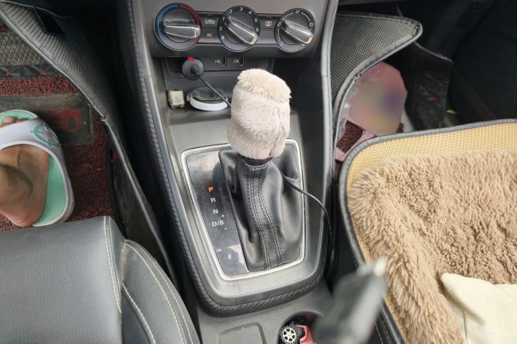 Used MG ZS 2018 1.5L Automatic Luxury Edition China V Standard Gear Lever