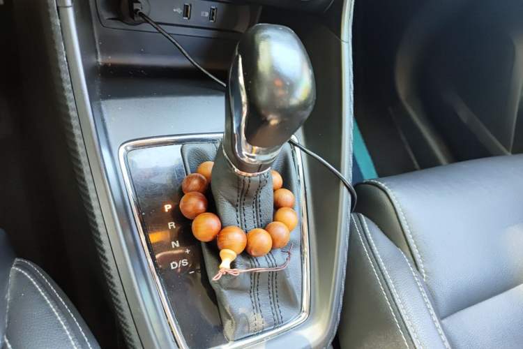 Used MG ZS 2018 1.5L Automatic Luxury Edition China V Standard Gear Lever