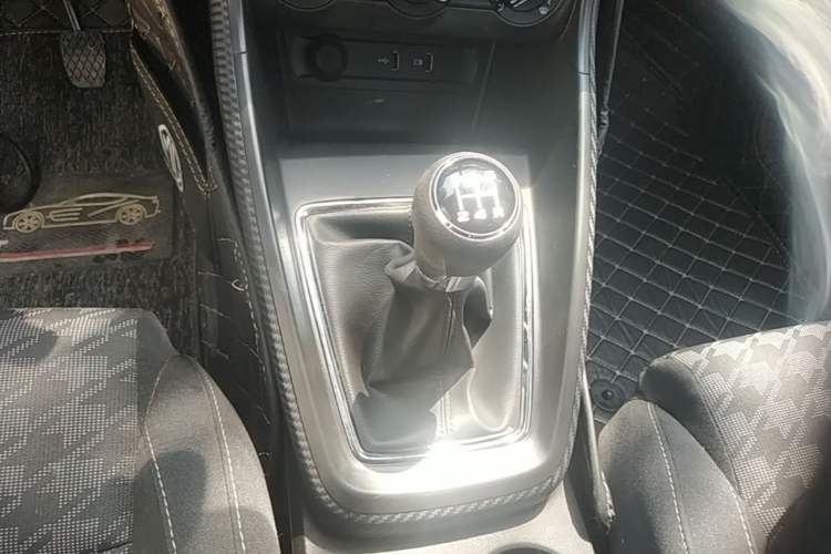 Used MG ZS 2018 1.5L Manual Comfort Edition China V Standard Gear Lever
