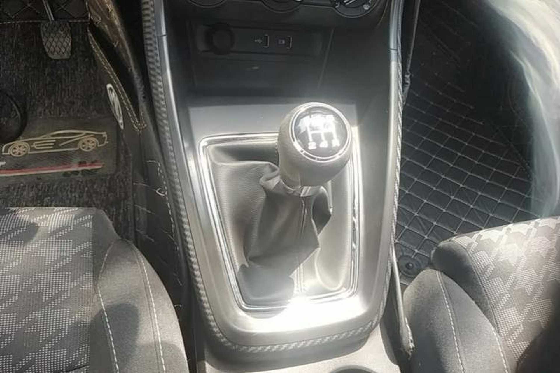 Used MG ZS 2018 1.5L Manual Comfort Edition China V Standard Gear Lever