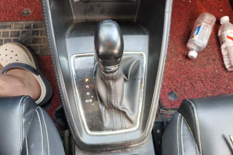 Used MG ZS 2018 1.5L Automatic Luxury Edition China V Standard Gear Lever