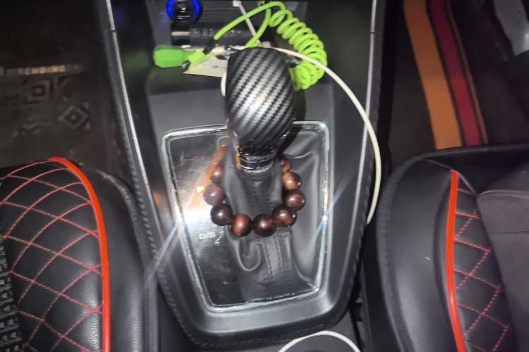 Used MG ZS 2018 1.5L Automatic Luxury Edition China V Standard Gear Lever