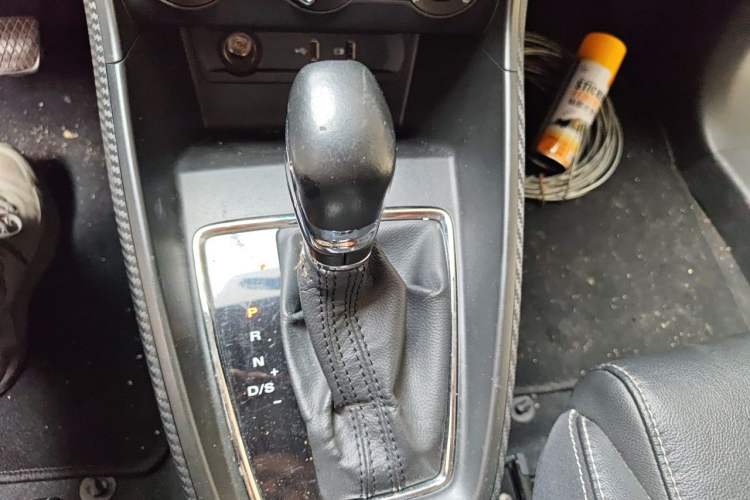 Used MG ZS 2018 1.5L Automatic Elite Edition China V Standard Gear Lever