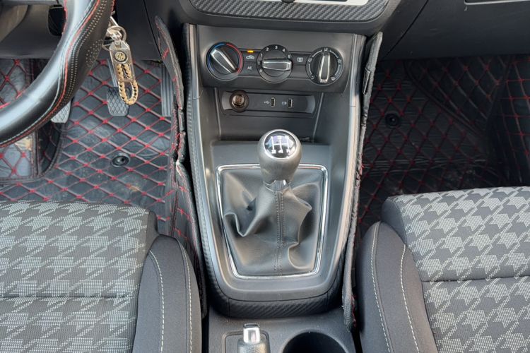 Used MG ZS 2018 1.5L Manual Comfort Edition China V Standard Gear Lever