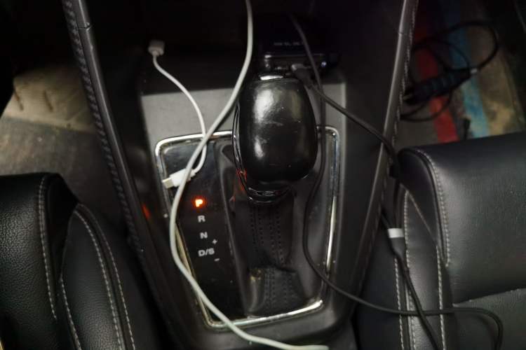 Used MG ZS 2018 1.5L Automatic Luxury Edition China V Standard Gear Lever