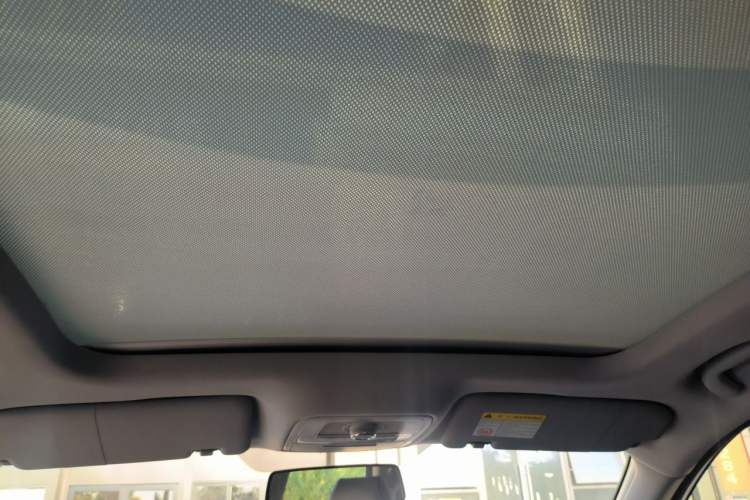 Used MG ZS 2018 1.5L Automatic Luxury Edition China V Standard Headliner