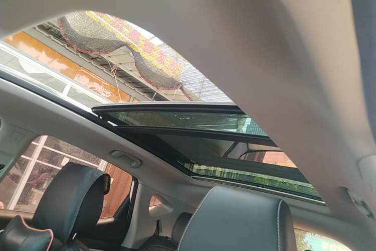 Used MG ZS 2018 1.5L Automatic Luxury Edition China V Standard Headliner