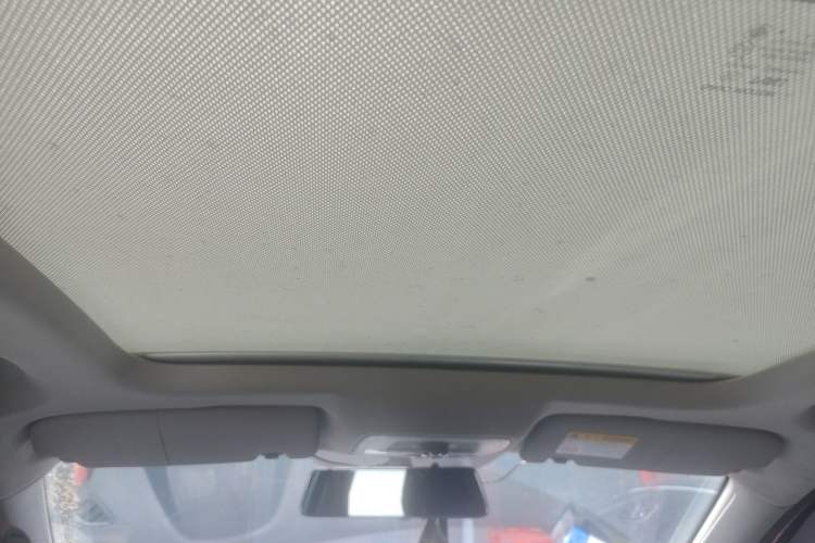 Used MG ZS 2018 16T Automatic Flagship Internet Edition China V Standard Headliner