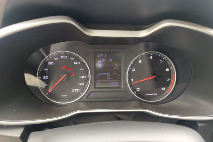 Used MG ZS 2018 1.5L Automatic Luxury Edition China V Standard Instrument Cluster