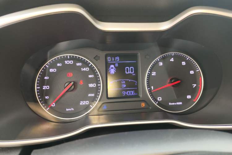 Used MG ZS 2018 1.5L Manual Fashion Edition China V-standard Instrument Cluster