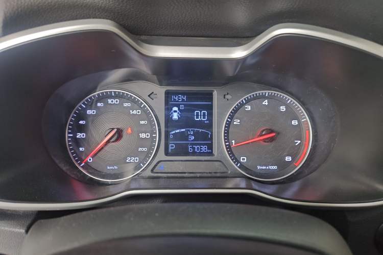 Used MG ZS 2018 1.5L Automatic Luxury Edition China V Standard Instrument Cluster