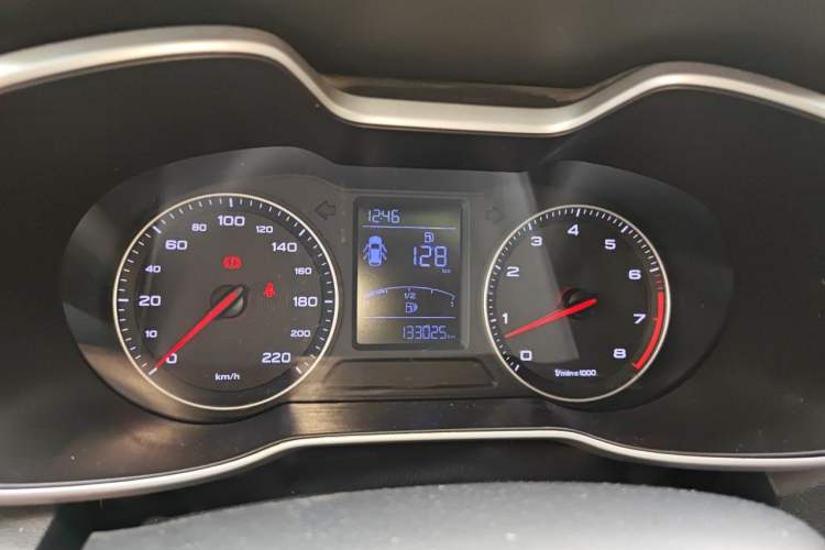 Used MG ZS 2018 1.5L Manual Luxury Version China V Standard Instrument Cluster
