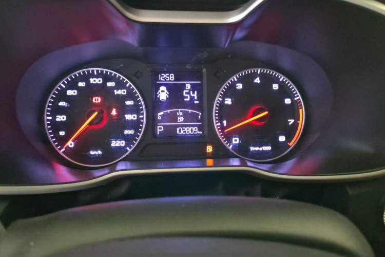 Used MG ZS 2018 1.5L Automatic Luxury Edition China V Standard Instrument Cluster