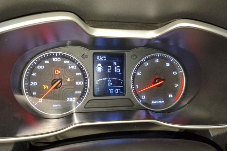 Used MG ZS 2018 1.5L Automatic Luxury Edition China V Standard Instrument Cluster