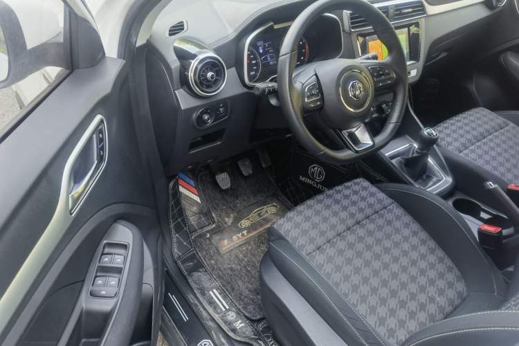 Used MG ZS 2018 1.5L Manual Comfort Edition China V Standard Interior 1