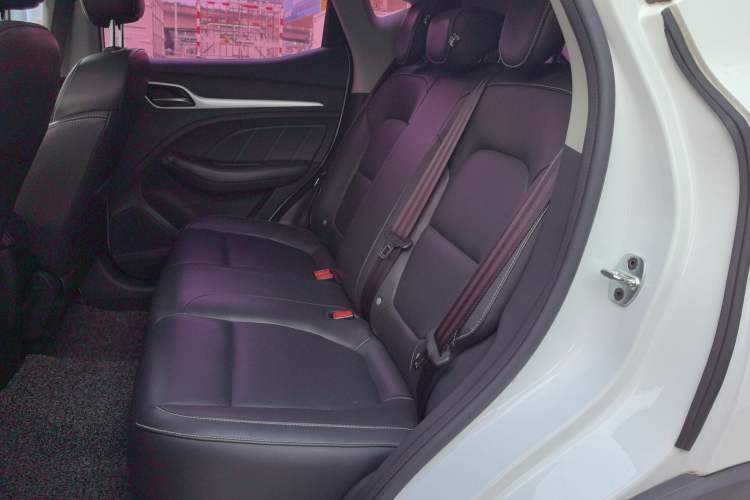 Used MG ZS 2018 1.5L Automatic Luxury Edition China V Standard Interior 1
