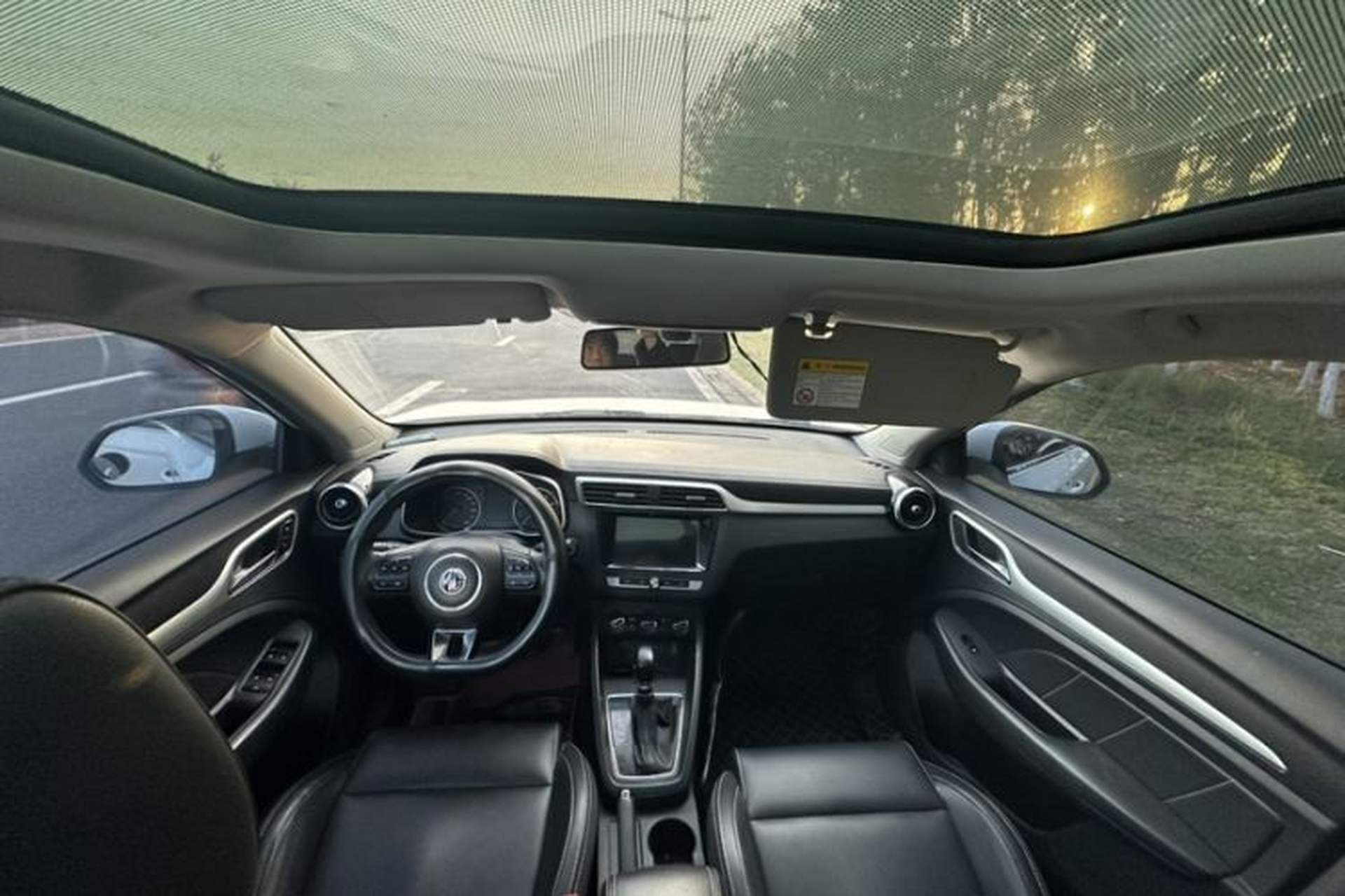 Used MG ZS 2018 1.5L Automatic Luxury Edition China V Standard Interior 1