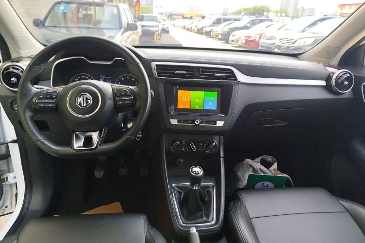 Used MG ZS 2018 1.5L Manual Comfort Edition China V Standard Interior 2