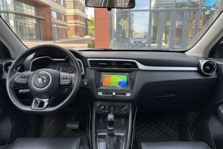 Used MG ZS 2018 1.5L Automatic Luxury Edition China V Standard Interior 3