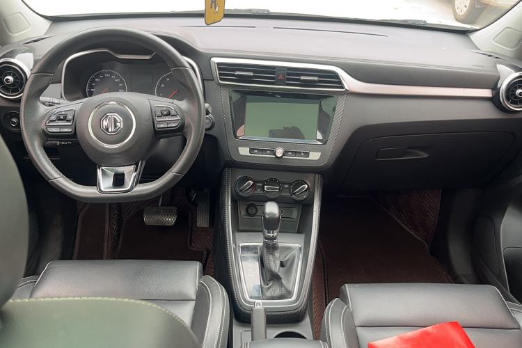 Used MG ZS 2018 1.5L Automatic Luxury Edition China V Standard Interior 3