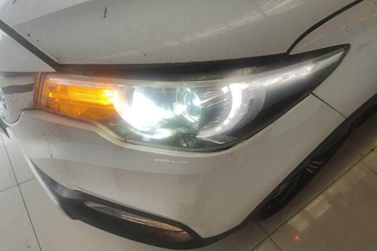 Used MG ZS 2018 1.5L Automatic Luxury Edition China V Standard Left Front Headlight