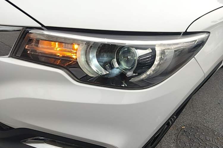 Used MG ZS 2018 1.5L Automatic Luxury Edition China V Standard Left Front Headlight