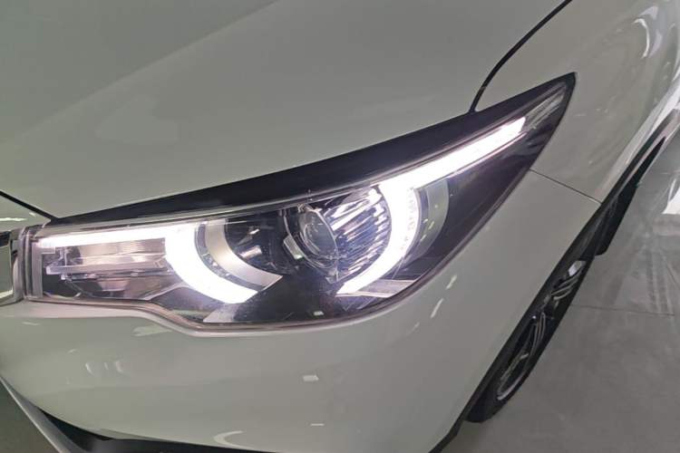 Used MG ZS 2018 1.5L Automatic Luxury Edition China V Standard Left Front Headlight
