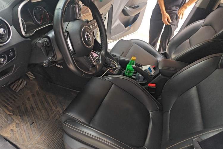 Used MG ZS 2018 1.5L Automatic Elite Edition China V Standard Left Front Seat