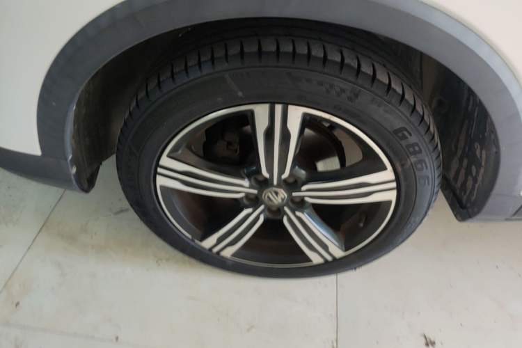 Used MG ZS 2018 1.5L Manual Comfort Edition China V Standard Left Front Wheel Hub