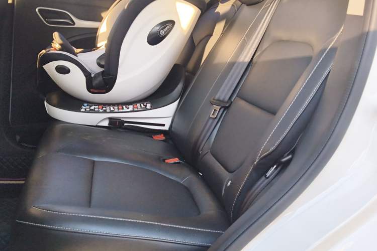 Used MG ZS 2018 1.5L Automatic Luxury Edition China V Standard Left Rear Seat