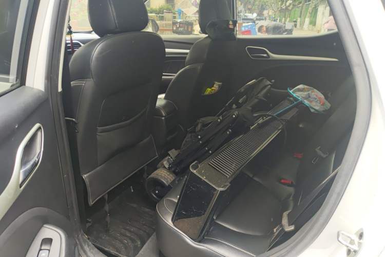 Used MG ZS 2018 1.5L Automatic Luxury Edition China V Standard Left Rear Seat