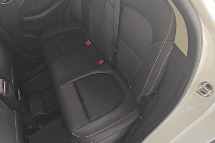 Used MG ZS 2018 1.5L Automatic Luxury Edition China V Standard Left Rear Seat