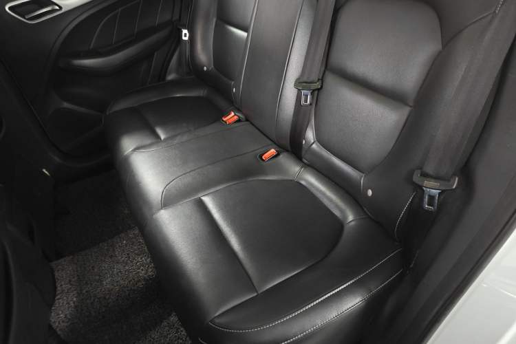 Used MG ZS 2018 1.5L Automatic Luxury Edition China V Standard Left Rear Seat