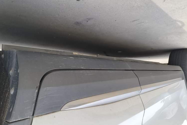 Used MG ZS 2018 1.5L Automatic Luxury Edition China V Standard Left Side Sill