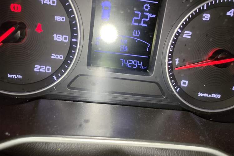 Used MG ZS 2018 1.5L Manual Comfort Edition China V Standard Odometer Close Up