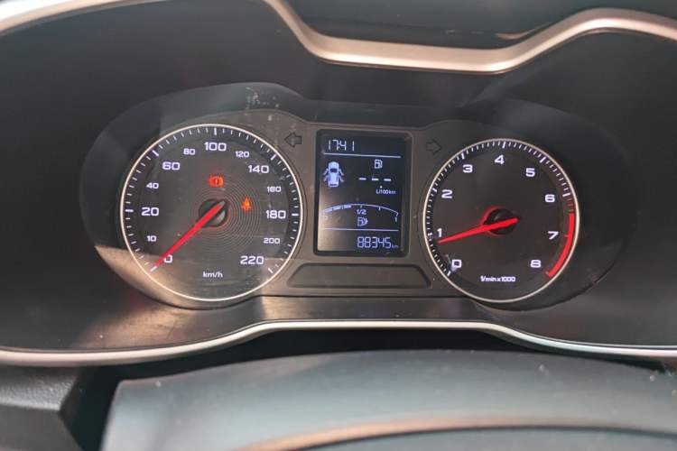 Used MG ZS 2018 1.5L Manual Elite Edition China V standard Odometer Close Up