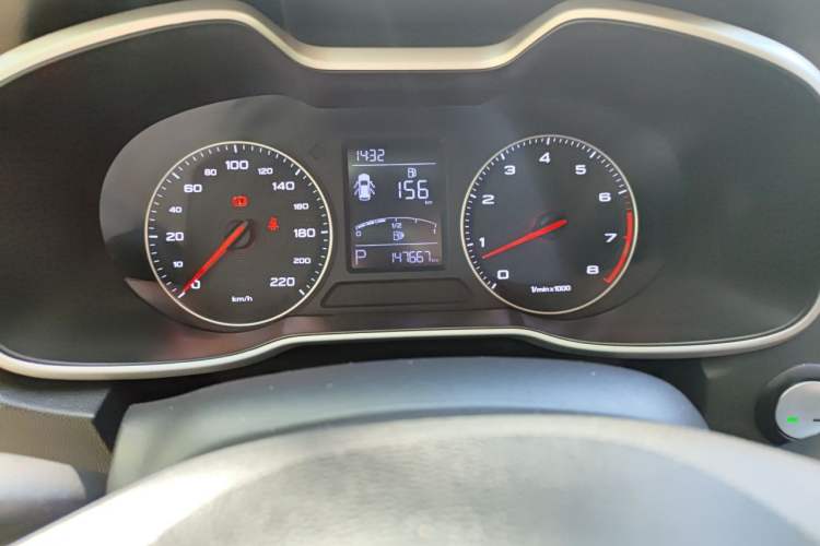Used MG ZS 2018 1.5L Automatic Luxury Edition China V Standard Odometer Close Up