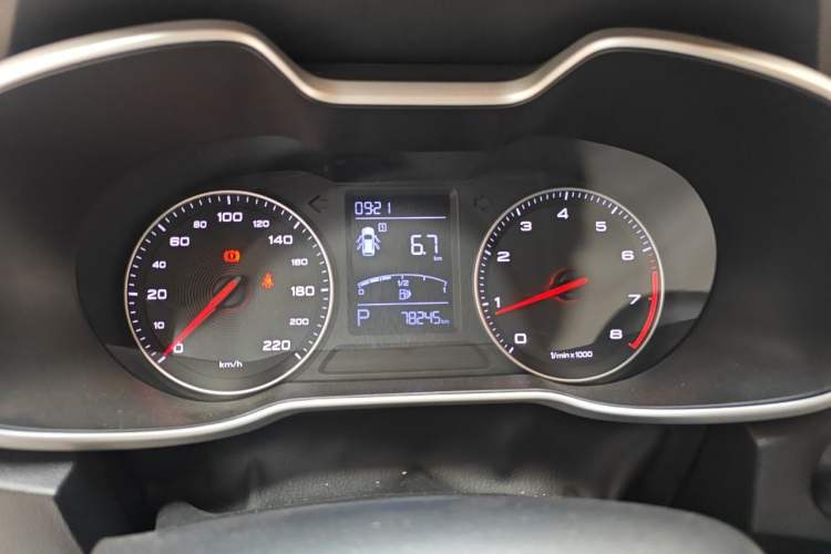 Used MG ZS 2018 1.5L Automatic Elite Edition China V Standard Odometer Close Up
