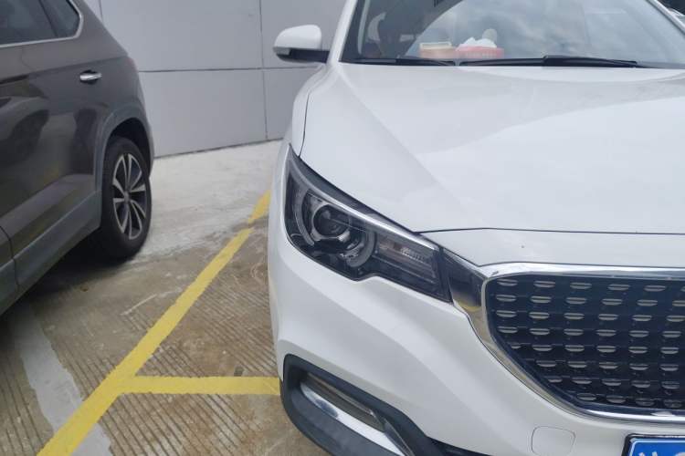 Used MG ZS 2018 1.5L Automatic Luxury Edition China V Standard Right Front Headlight