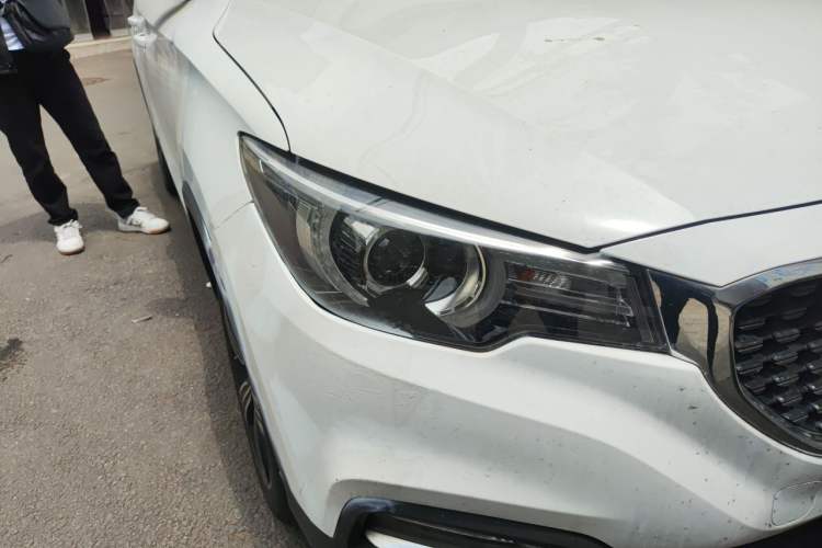 Used MG ZS 2018 1.5L Automatic Luxury Edition China V Standard Right Front Headlight