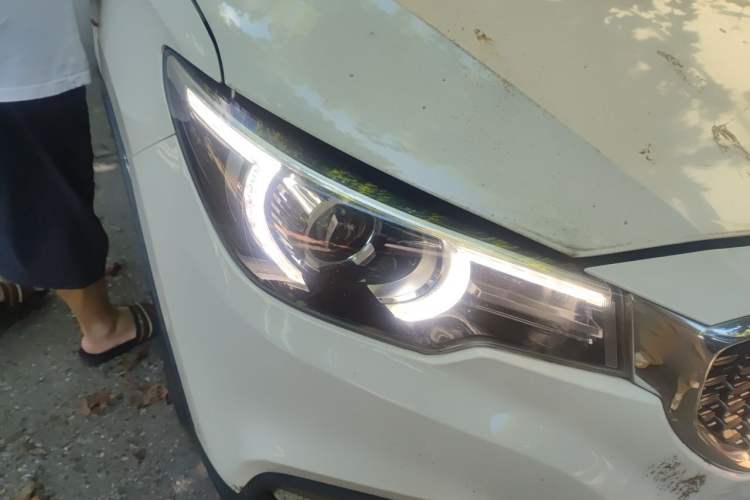 Used MG ZS 2018 1.5L Automatic Luxury Edition China V Standard Right Front Headlight