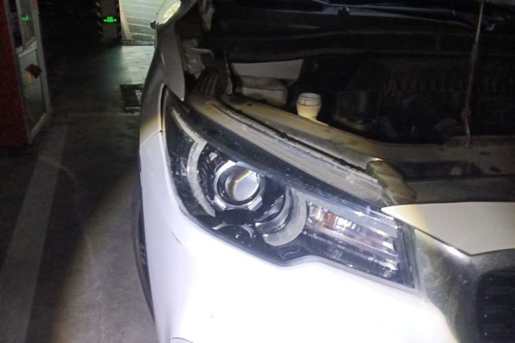 Used MG ZS 2018 1.5L Automatic Luxury Edition China V Standard Right Front Headlight