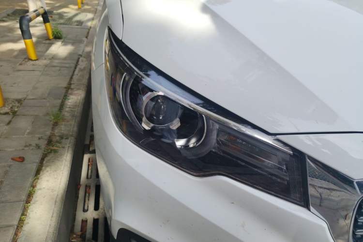 Used MG ZS 2018 1.5L Manual Comfort Edition China V Standard Right Front Headlight