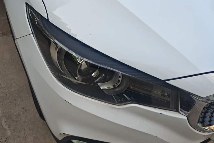 Used MG ZS 2018 1.5L Automatic Luxury Edition China V Standard Right Front Headlight