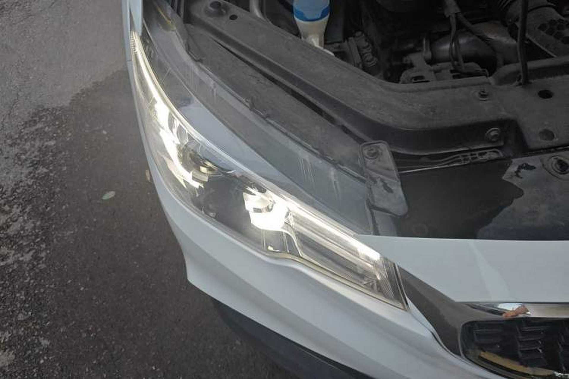 Used MG ZS 2018 1.5L Automatic Luxury Edition China V Standard Right Front Headlight