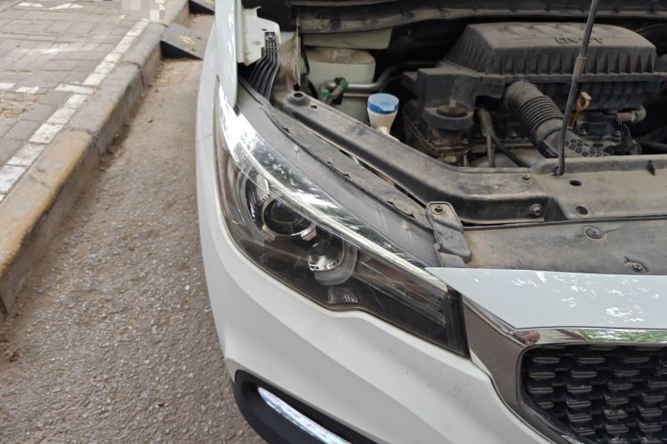 Used MG ZS 2018 1.5L Manual Comfort Edition China V Standard Right Front Headlight
