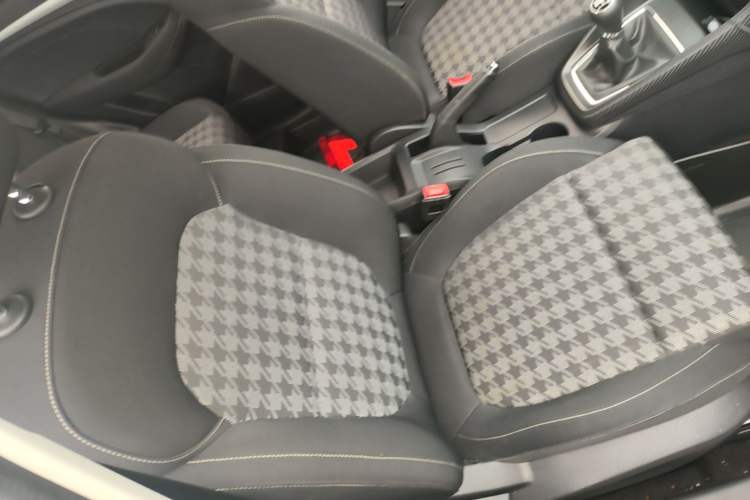Used MG ZS 2018 1.5L Manual Fashion Edition China V-standard Right Front Seat