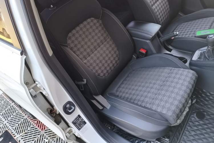 Used MG ZS 2018 1.5L Manual Comfort Edition China V Standard Right Front Seat